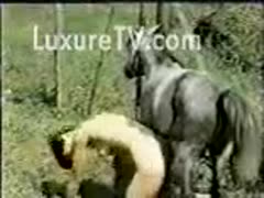 A woman who was sucked by a horse